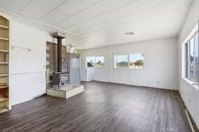 13475 Ailanthus, Phelan, CA 92371 - Photo 9
