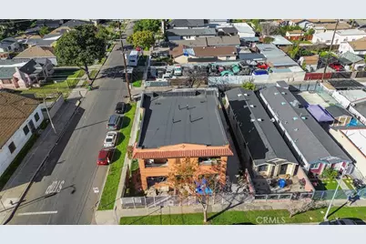 9019 S San Pedro, Los Angeles, CA 90003 - Photo 33
