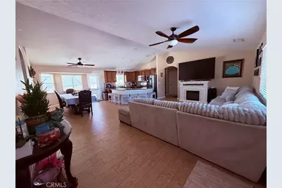 9220 Jacaranda, Hesperia, CA 92345 - Photo 3