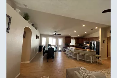 9220 Jacaranda, Hesperia, CA 92345 - Photo 11