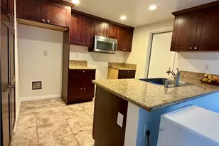 513 E Fairfield Ct, Ontario, CA 91761 - Photo 3
