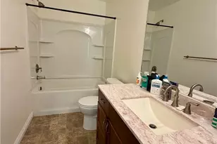 513 E Fairfield Ct, Ontario, CA 91761 - Photo 19