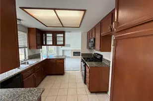 45230 Calico St, Lancaster, CA 93535 - Photo 7