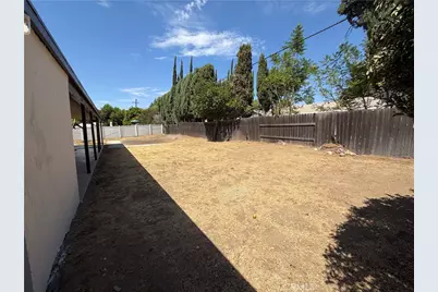 5748 Chelsea Court, Rialto, CA 92377 - Photo 47