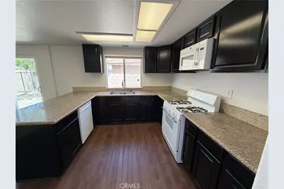 201 Tahquitz Place, Palmdale, CA 93550 - Photo 9