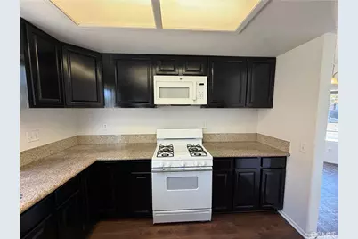 201 Tahquitz Place, Palmdale, CA 93550 - Photo 11