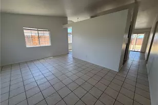 44937 Gloriosa Ln, Lancaster, CA 93535 - Photo 5