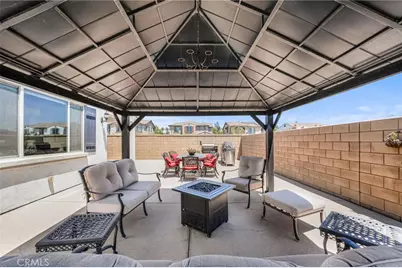 16083 Muirfield, Fontana, CA 92336 - Photo 35