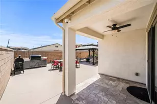 16083 Muirfield, Fontana, CA 92336 - Photo 31