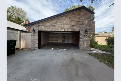 23521 Via Chantilly, Valencia, CA 91355 - Photo 57