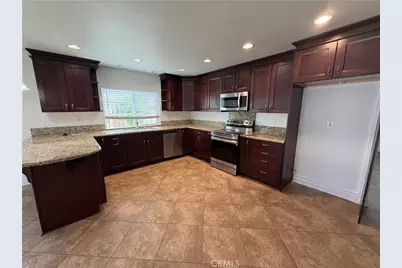 23521 Via Chantilly, Valencia, CA 91355 - Photo 9