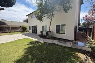 23521 Via Chantilly, Valencia, CA 91355 - Photo 49
