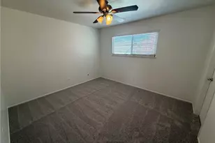 23521 Via Chantilly, Valencia, CA 91355 - Photo 39