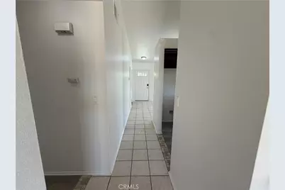 23521 Via Chantilly, Valencia, CA 91355 - Photo 11