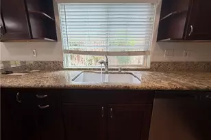 23521 Via Chantilly, Valencia, CA 91355 - Photo 11
