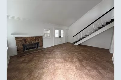 23521 Via Chantilly, Valencia, CA 91355 - Photo 5