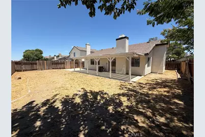 23521 Via Chantilly, Valencia, CA 91355 - Photo 31