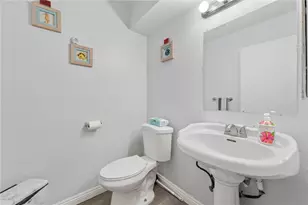 11321 Parkgreen, Garden Grove, CA 92843 - Photo 15