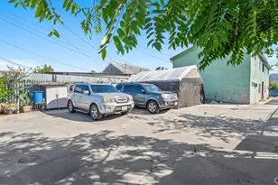 1362 E 20th St, Los Angeles, CA 90011 - Photo 25