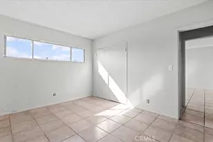 1362 E 20th St, Los Angeles, CA 90011 - Photo 23