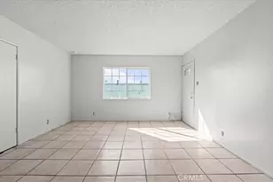 1362 E 20th St, Los Angeles, CA 90011 - Photo 9