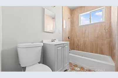 1362 E 20th Street, Los Angeles, CA 90011 - Photo 21