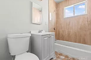 1362 E 20th St, Los Angeles, CA 90011 - Photo 21