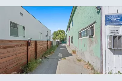 1362 E 20th Street, Los Angeles, CA 90011 - Photo 3