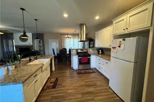 21832 Thunderbird, Apple Valley, CA 92307 - Photo 17