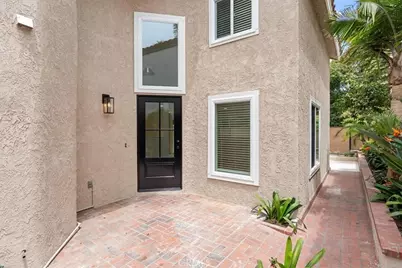 1945 Sundance, Costa Mesa, CA 92627 - Photo 3