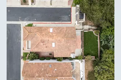 1945 Sundance, Costa Mesa, CA 92627 - Photo 45