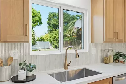 6 Skyview, Phillips Ranch, CA 91766 - Photo 11
