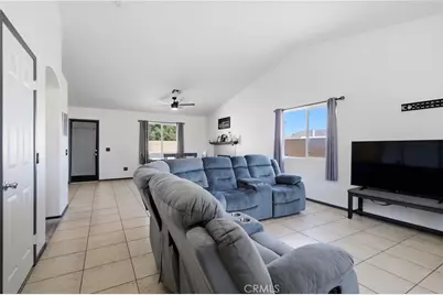 14513 Palm Street, Adelanto, CA 92301 - Photo 9