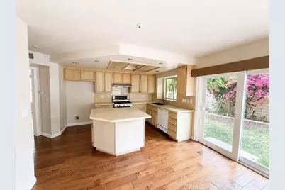 126 Ball Drive, Claremont, CA 91711 - Photo 5