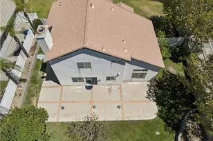 2709 W Buena Vista Dr, Rialto, CA 92377 - Photo 33