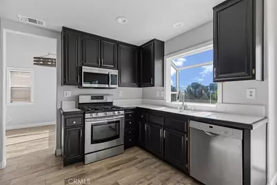 13055 High Vista Street, Victorville, CA 92395 - Photo 9