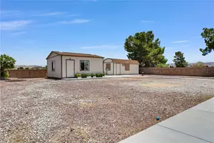 13931 Falling Leaf Rd, Apple Valley, CA 92307 - Photo 31