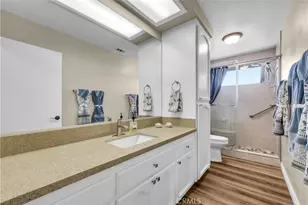 13931 Falling Leaf Rd, Apple Valley, CA 92307 - Photo 15