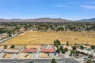 13931 Falling Leaf Rd, Apple Valley, CA 92307 - Photo 45