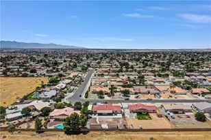 13931 Falling Leaf Rd, Apple Valley, CA 92307 - Photo 43