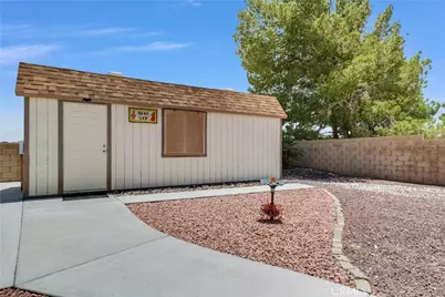 13931 Falling Leaf Road, Apple Valley, CA 92307 - Photo 25
