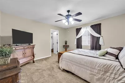 13931 Falling Leaf Road, Apple Valley, CA 92307 - Photo 19
