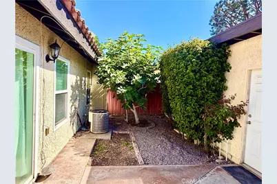 10717 Mountain View Avenue, Loma Linda, CA 92354 - Photo 5