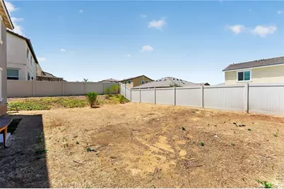 14027 Casetta Drive, Beaumont, CA 92223 - Photo 31