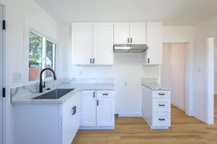 4958 E San Rafael St, Compton, CA 90221 - Photo 11