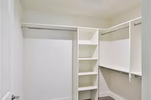 6836 Whitman Ave, Van Nuys, CA 91406 - Photo 11