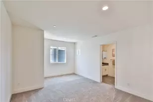 6836 Whitman Ave, Van Nuys, CA 91406 - Photo 15