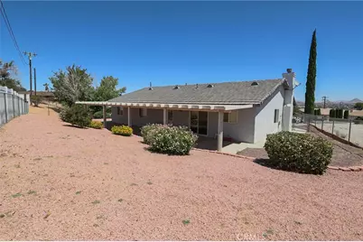 17141 Millbrook, Victorville, CA 92395 - Photo 9