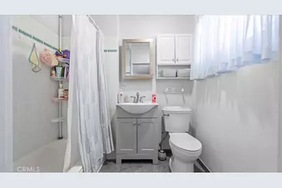 1146 W 74th Street, Los Angeles, CA 90044 - Photo 17