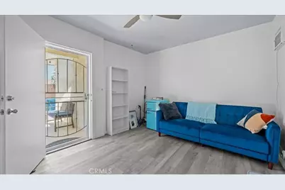1146 W 74th Street, Los Angeles, CA 90044 - Photo 29